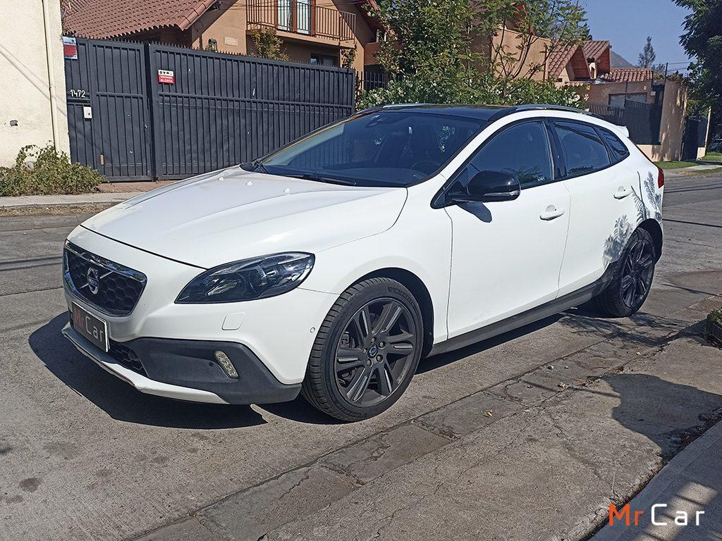 Volvo V40 2015