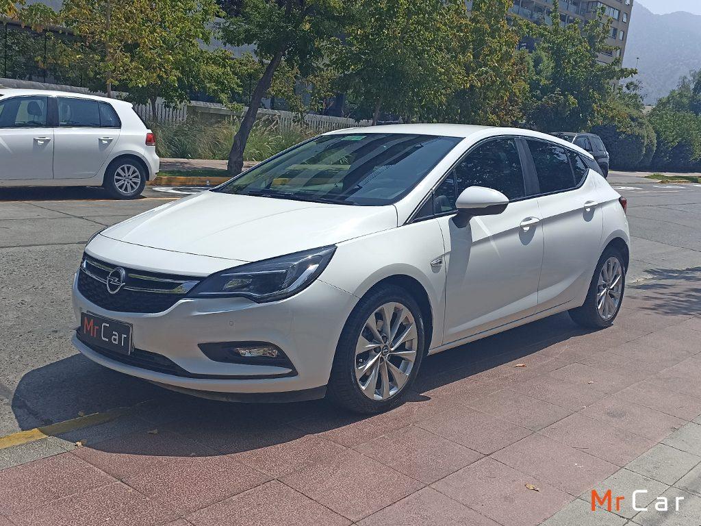 Opel Astra 2020