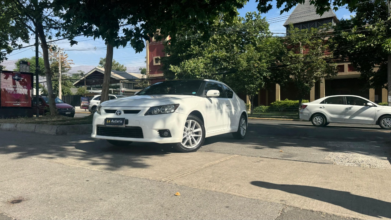 large car