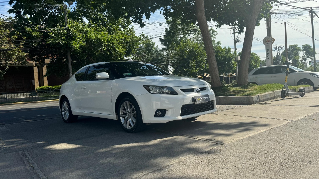 large car
