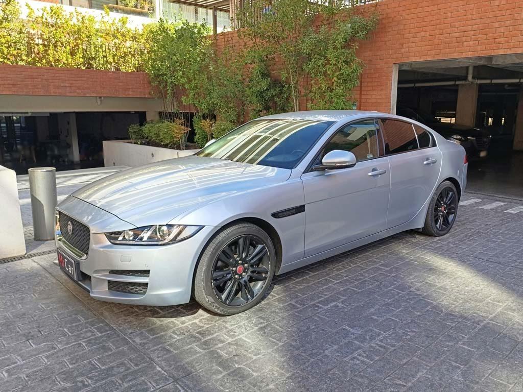 Jaguar XE 2019