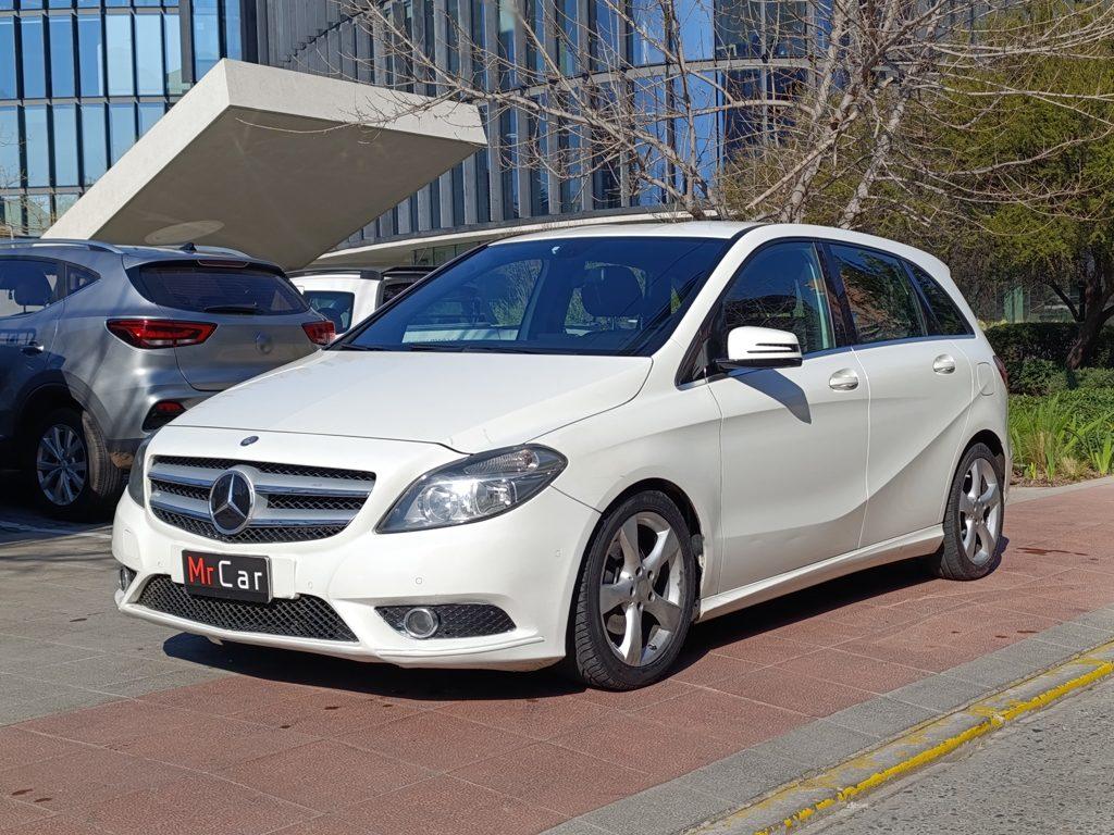 Mercedes Benz B180 2014