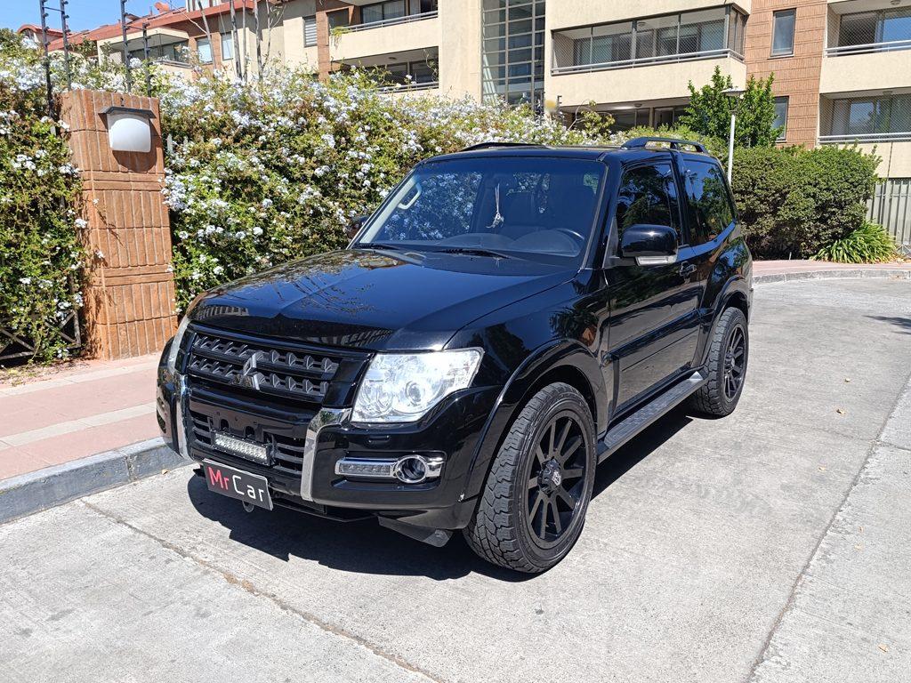 Mitsubishi Montero 2015