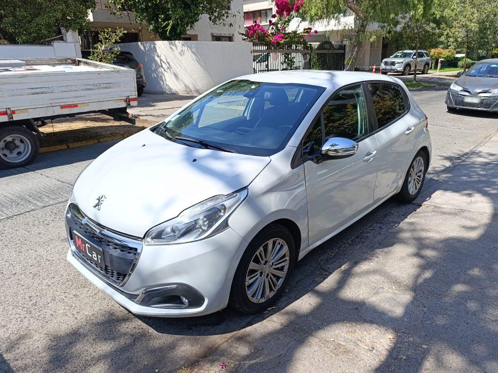 Peugeot 208 2020
