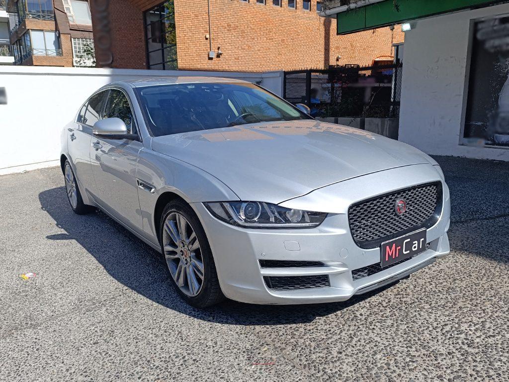 Jaguar XE 2016
