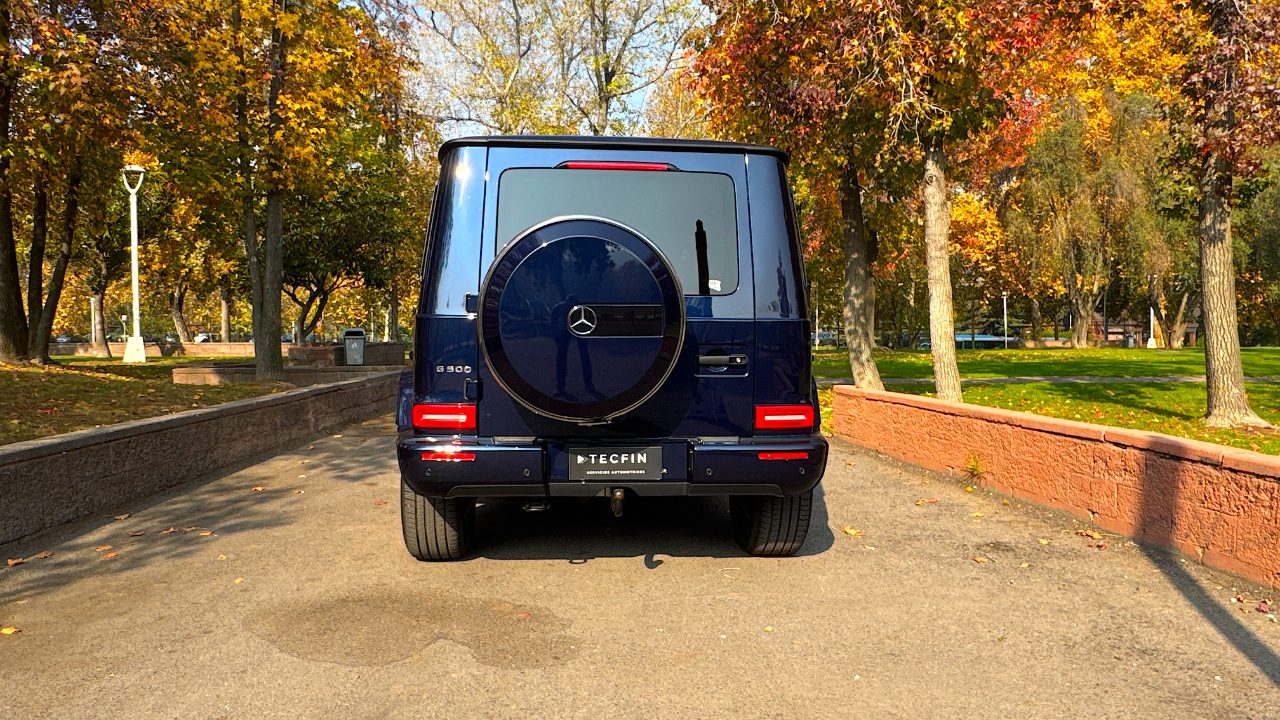 large car