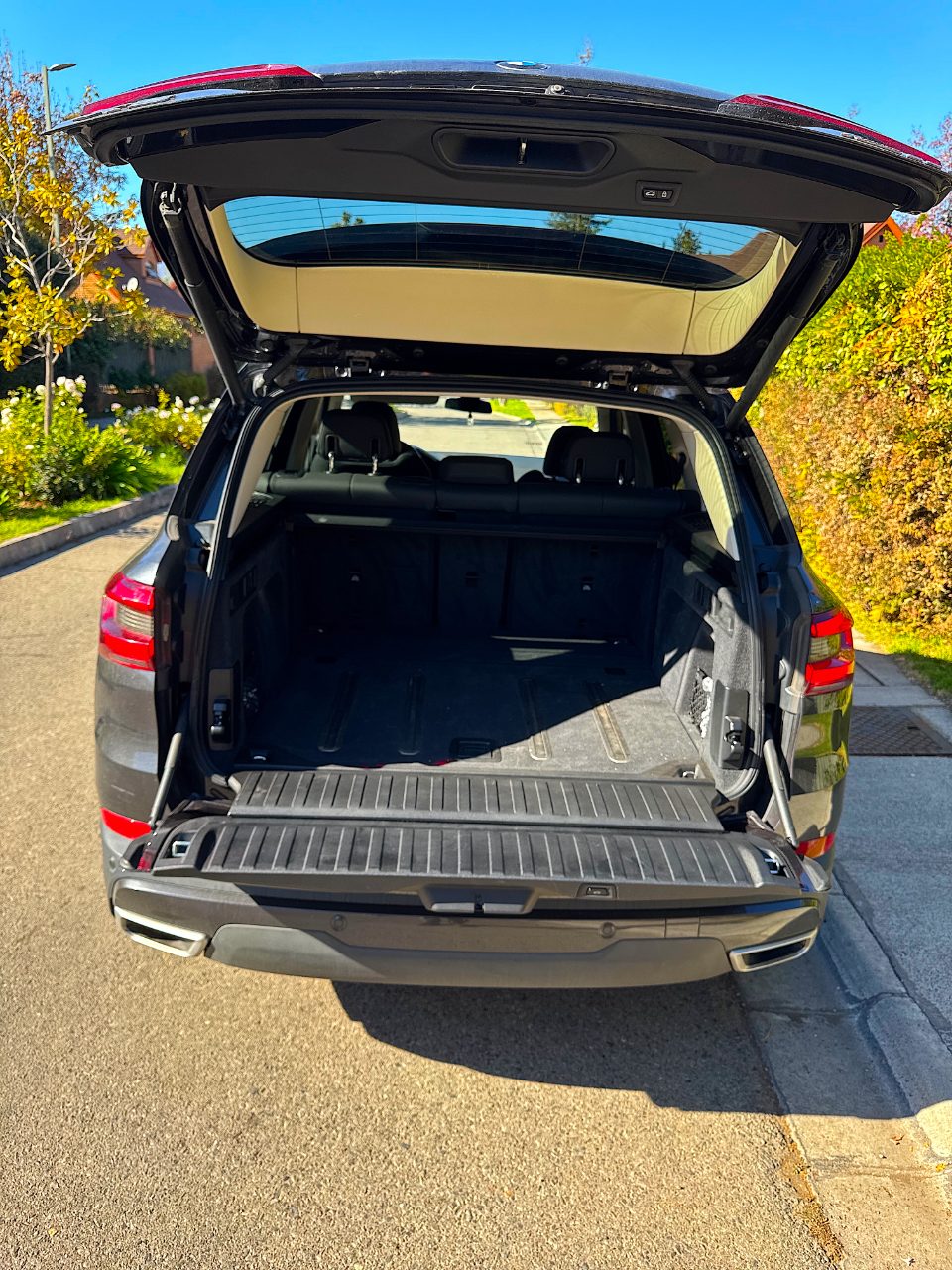 large car