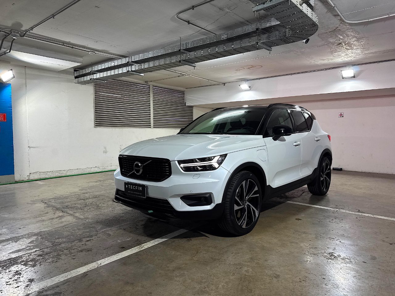 large car
