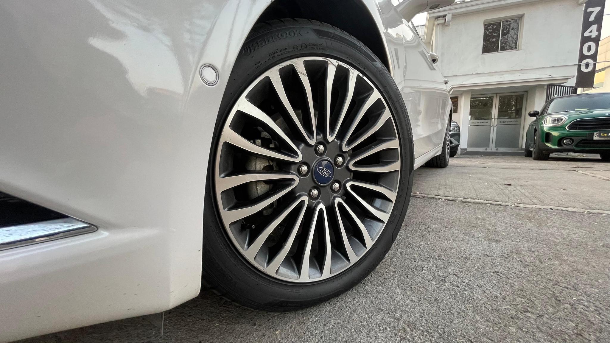 large car