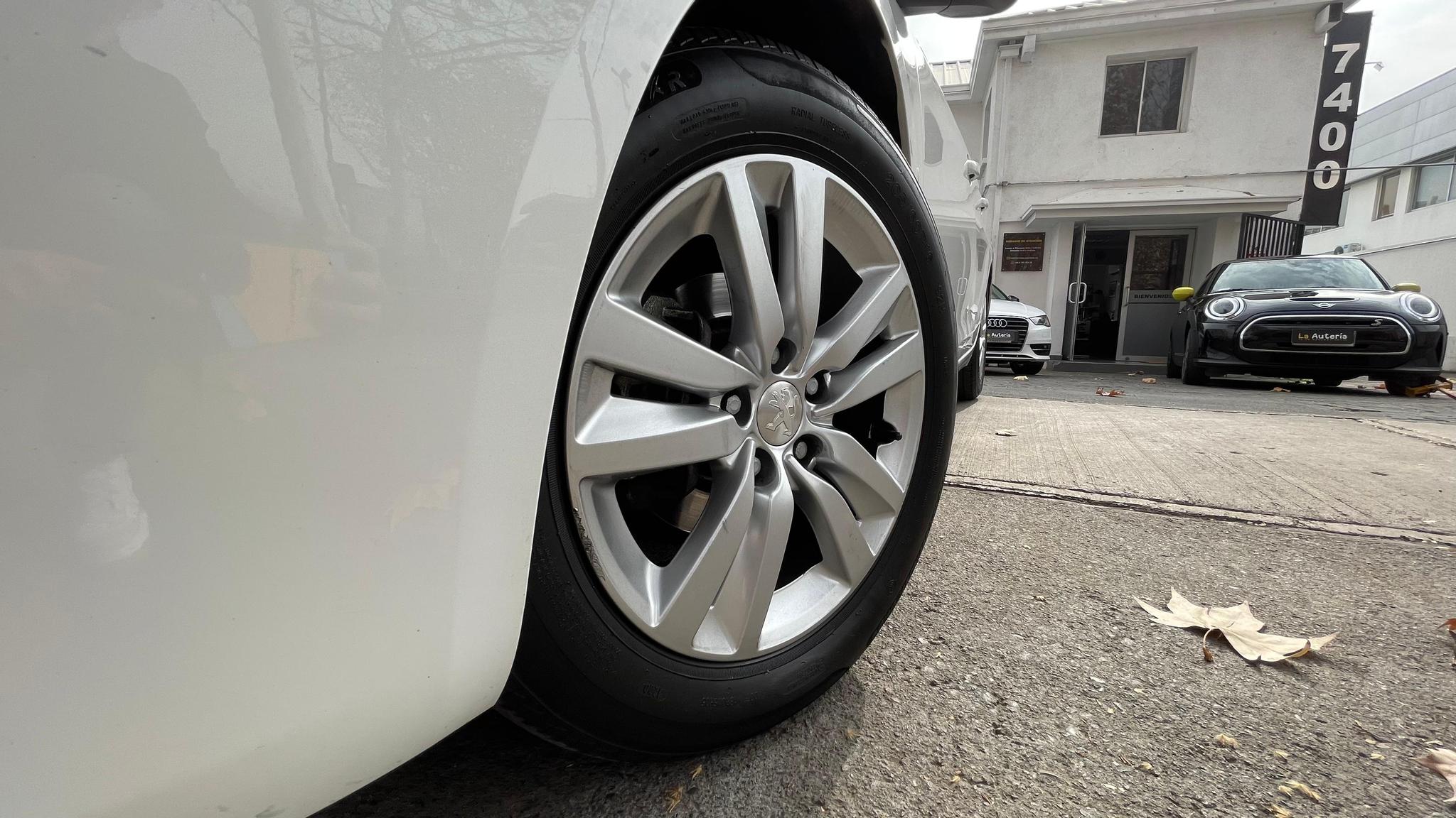 large car