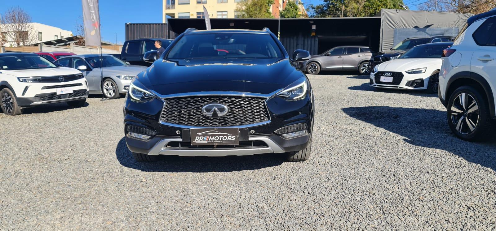 Infiniti QX30 2020