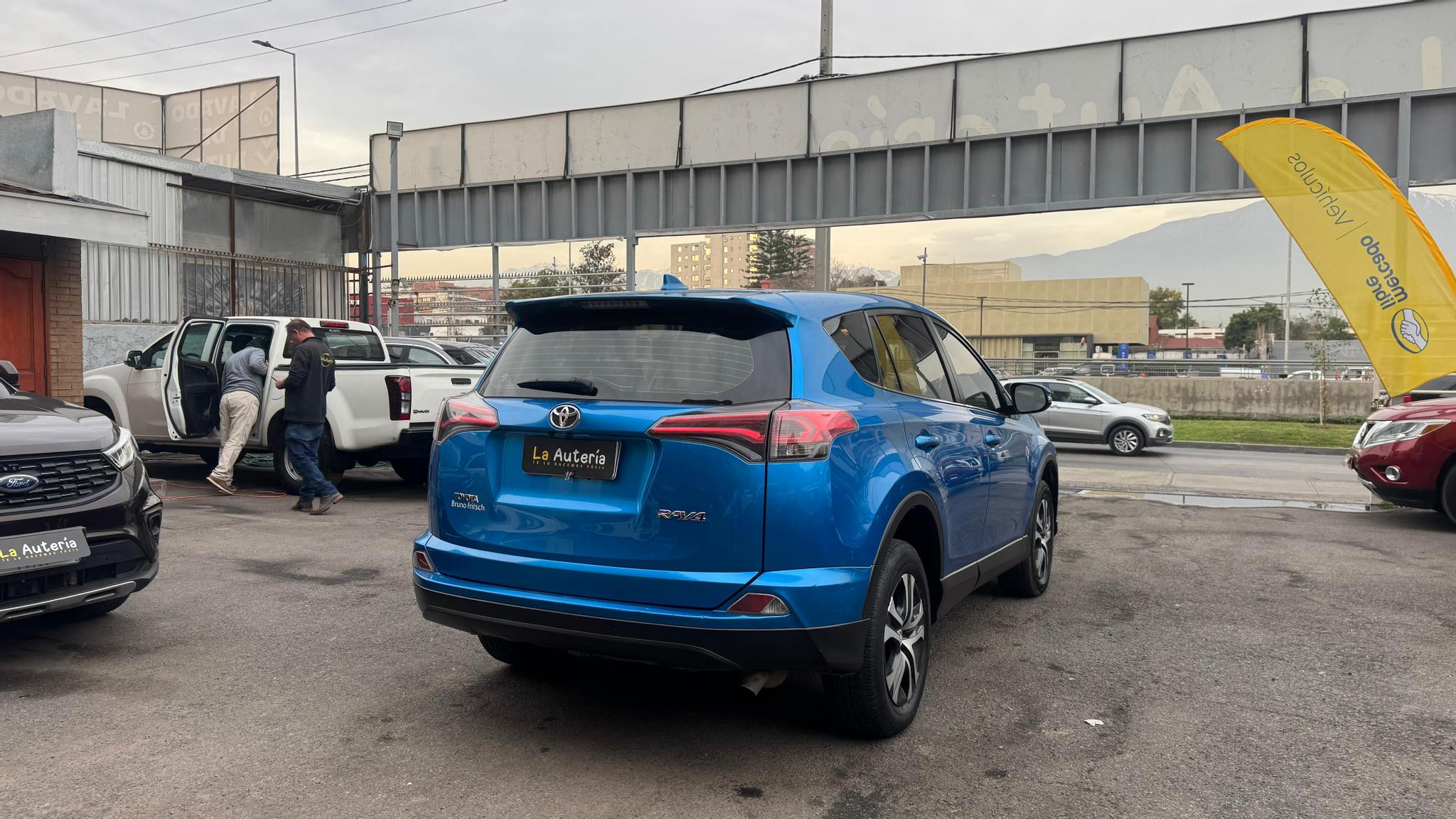 large car