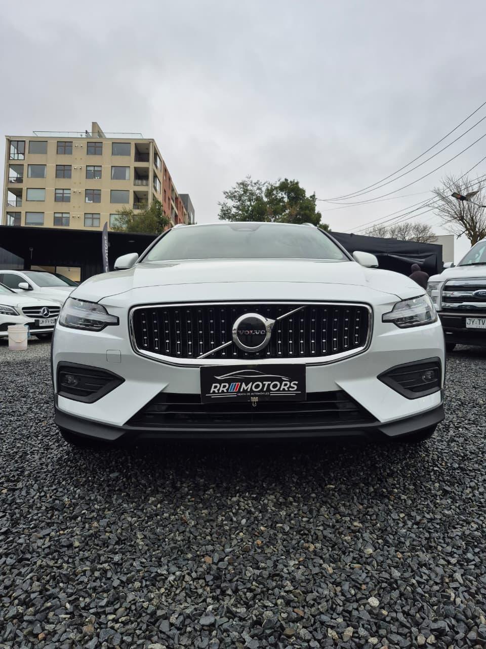 Volvo V60CC II 2024
