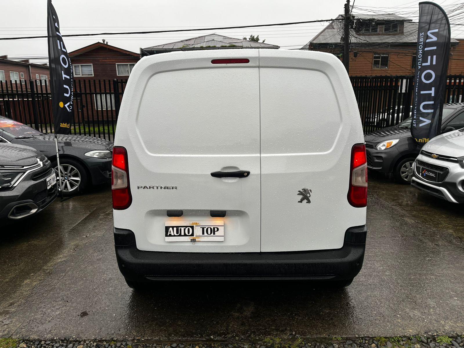 large car