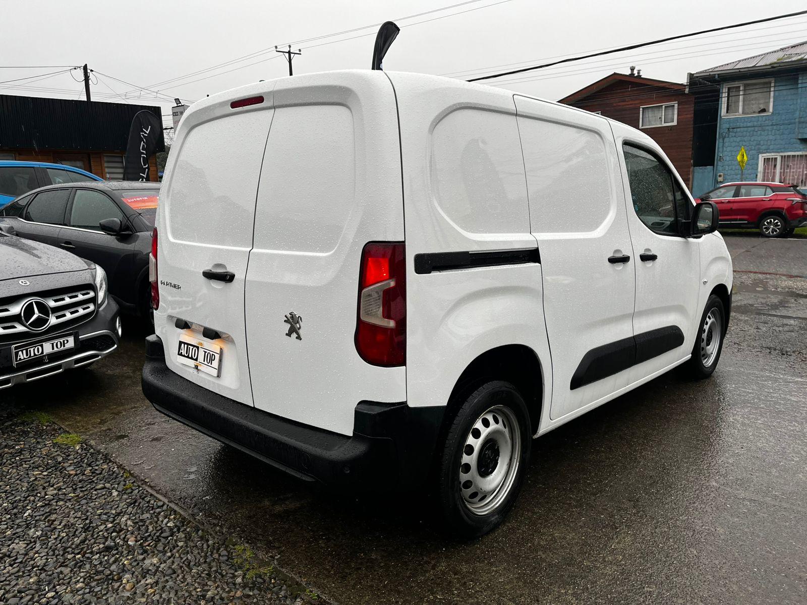 large car