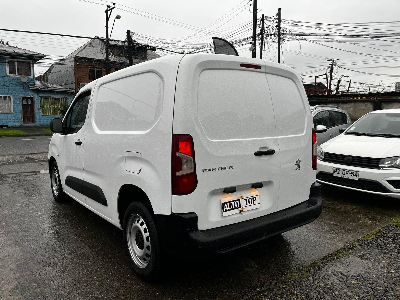 large car