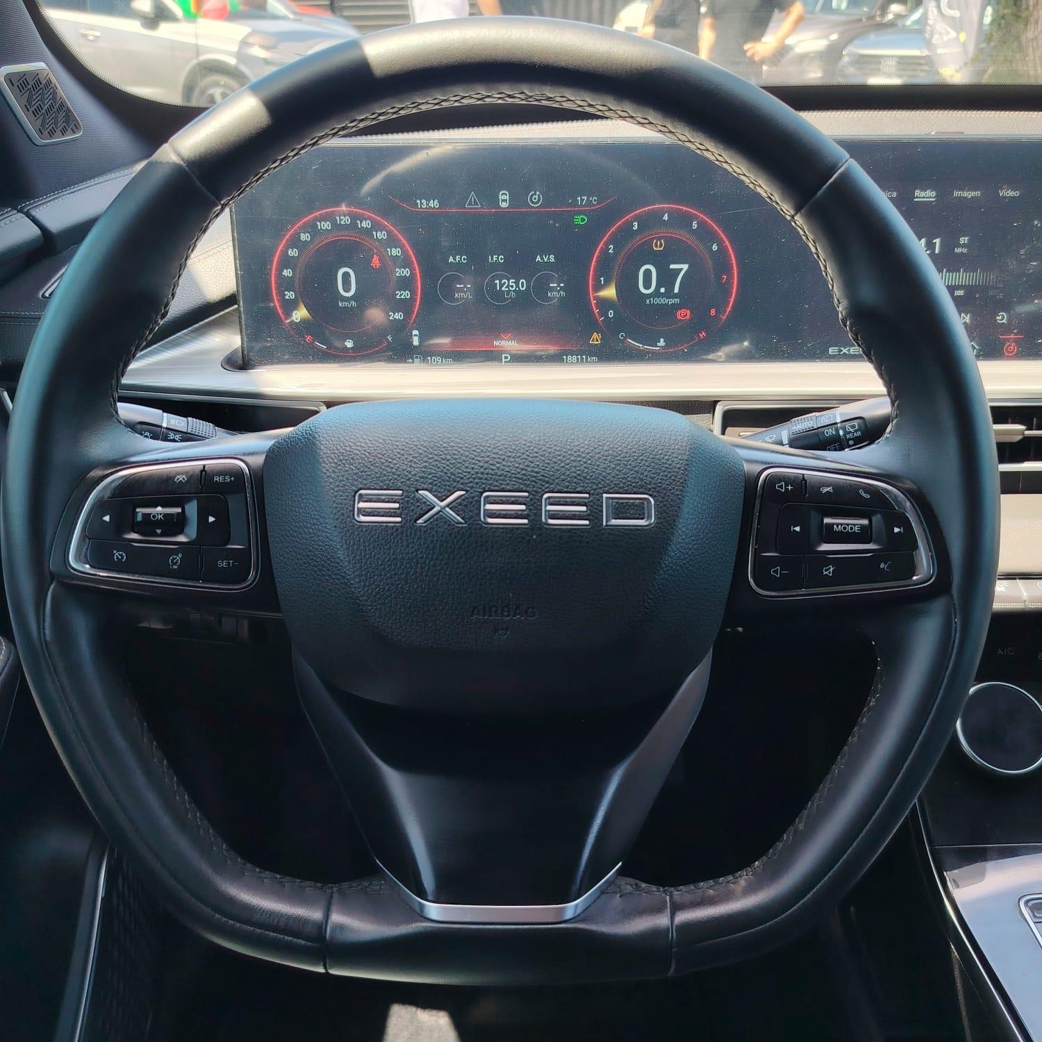 Exeed LX