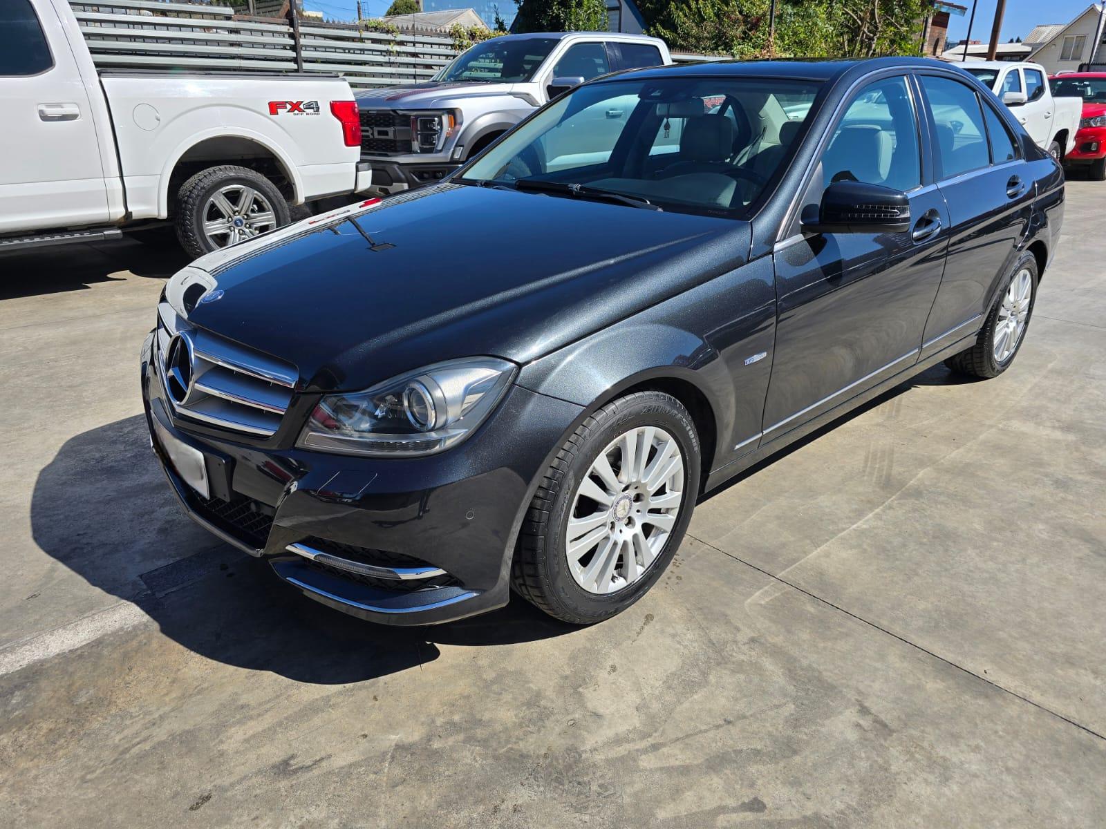 Mercedes Benz C200 2012