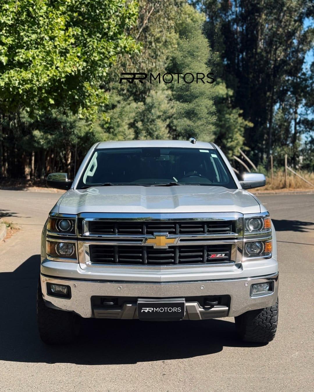 Chevrolet  Silverado 2015
