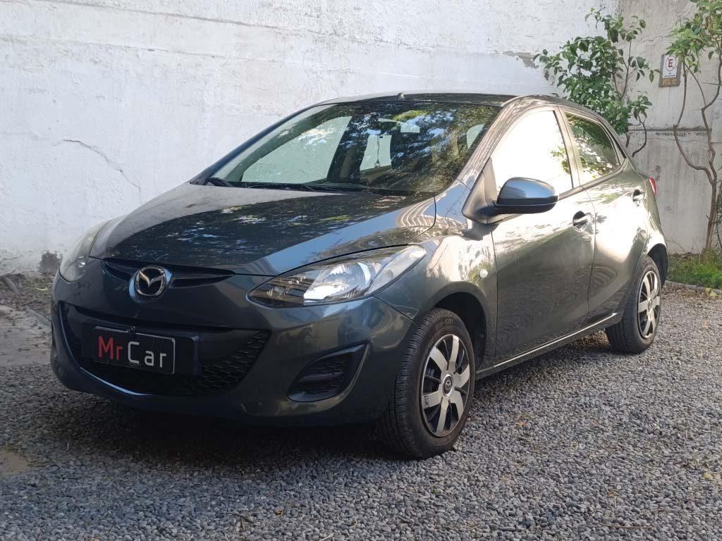 Mazda 2 2013