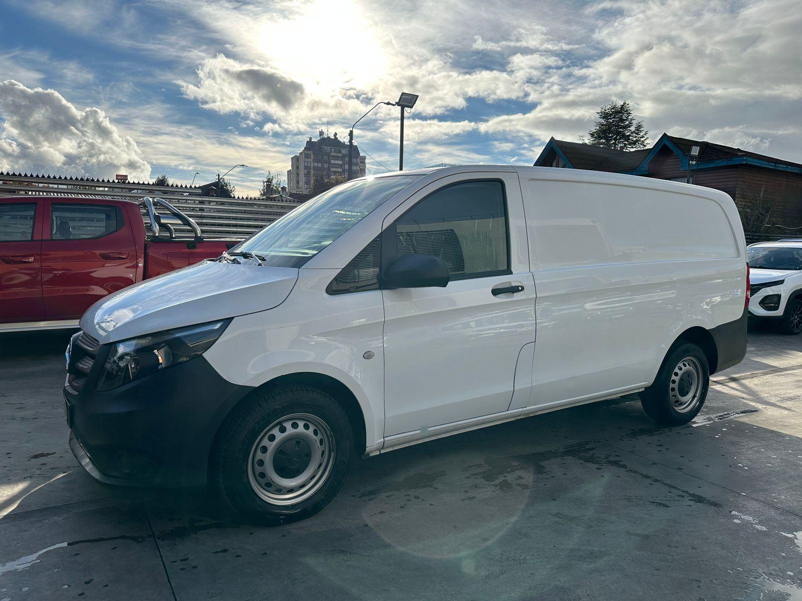 Mercedes Benz Vito 2023