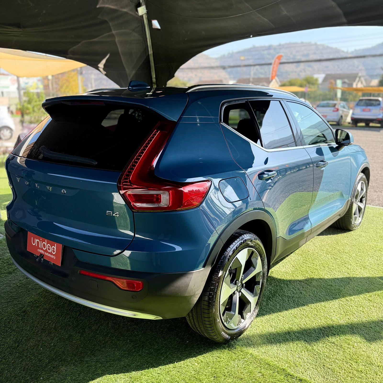 large car