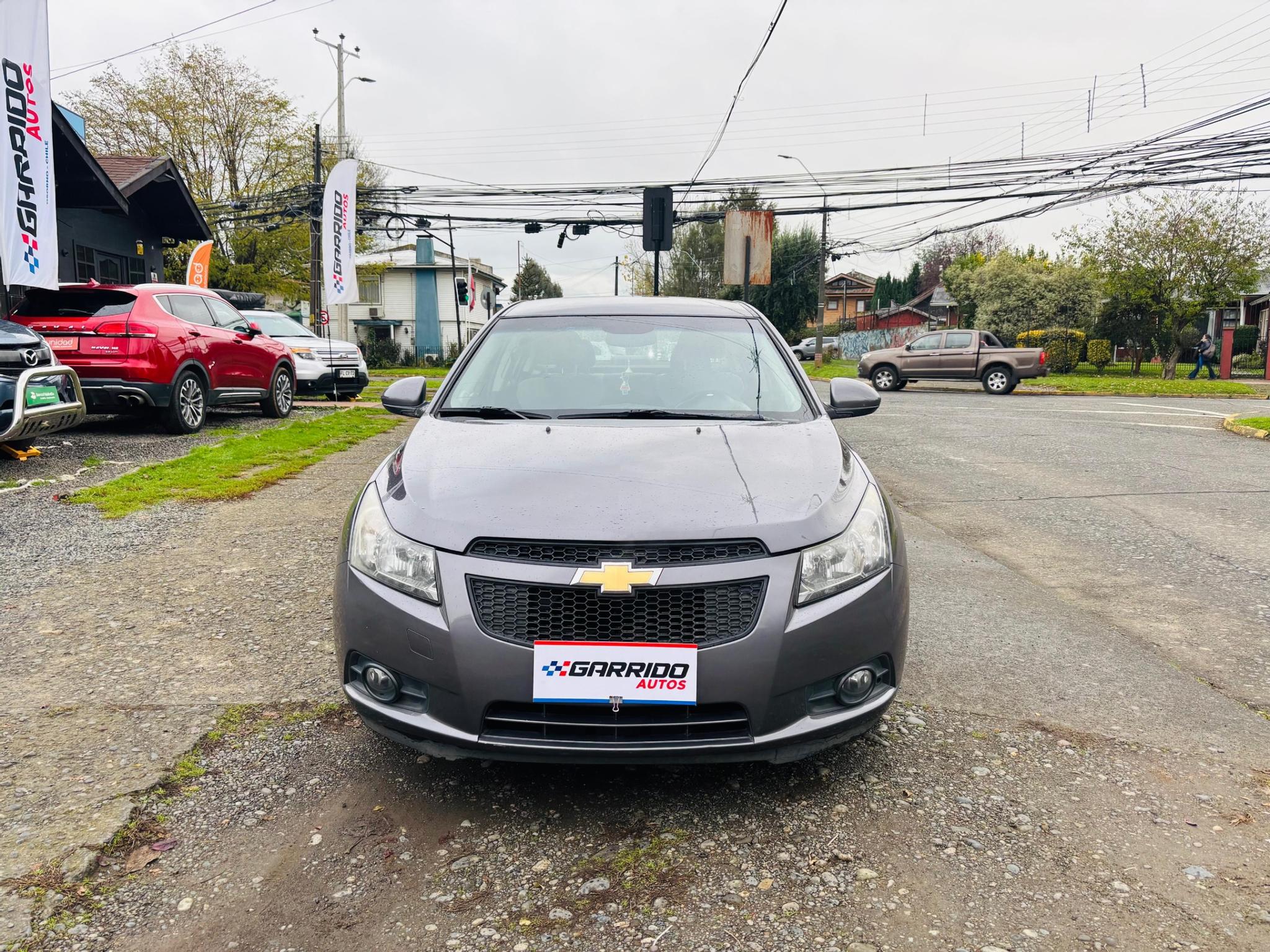 Chevrolet 	CRUZE LS 1.8 AT 2012