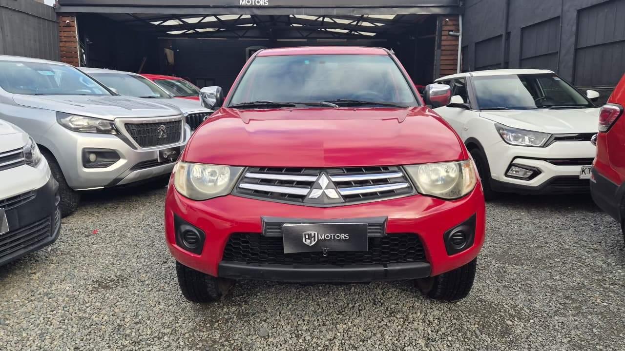 Mitsubishi L200 2014
