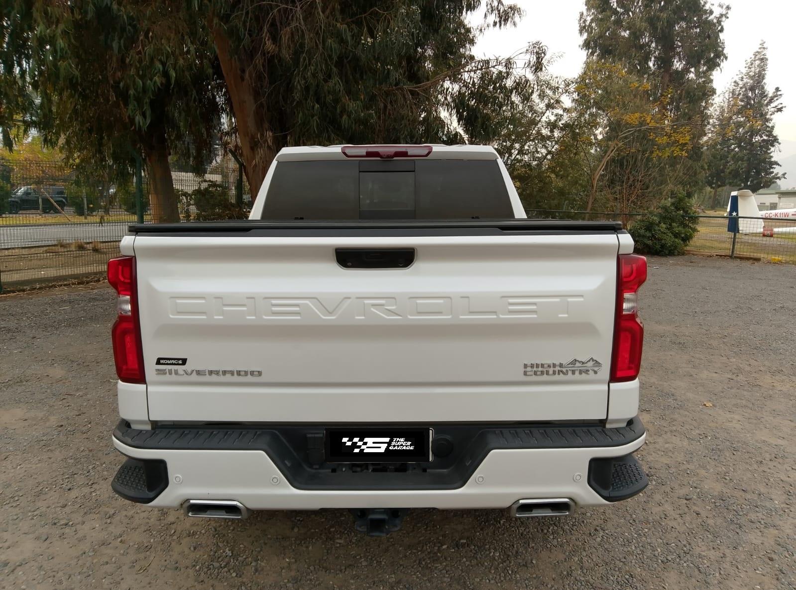 large car
