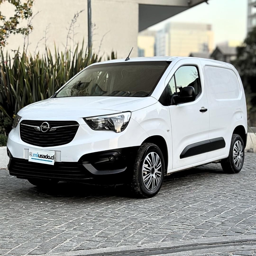 Opel COMBO 2023