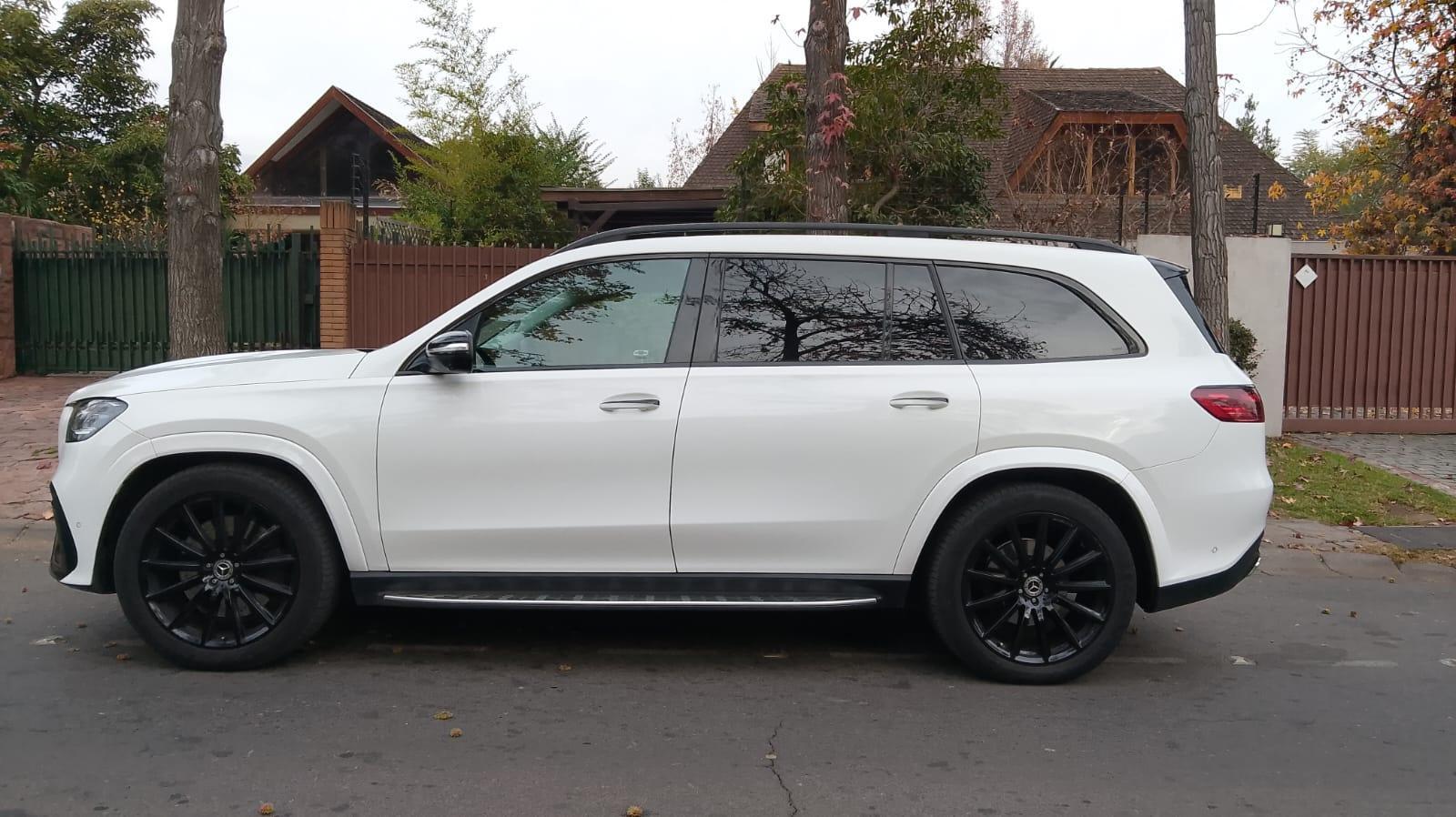 large car