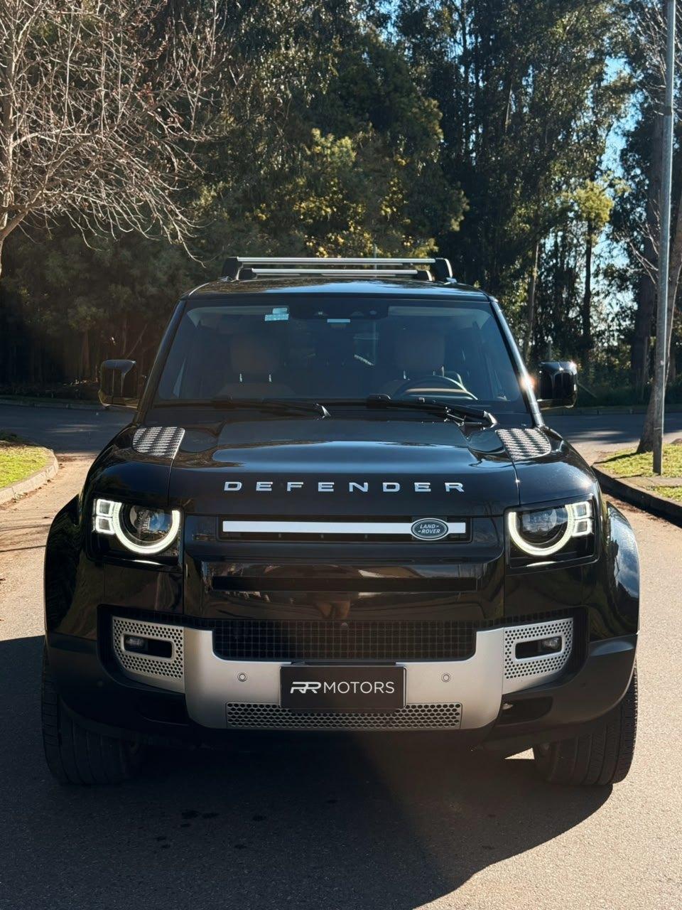 LAND ROVER DEFENDER 2024