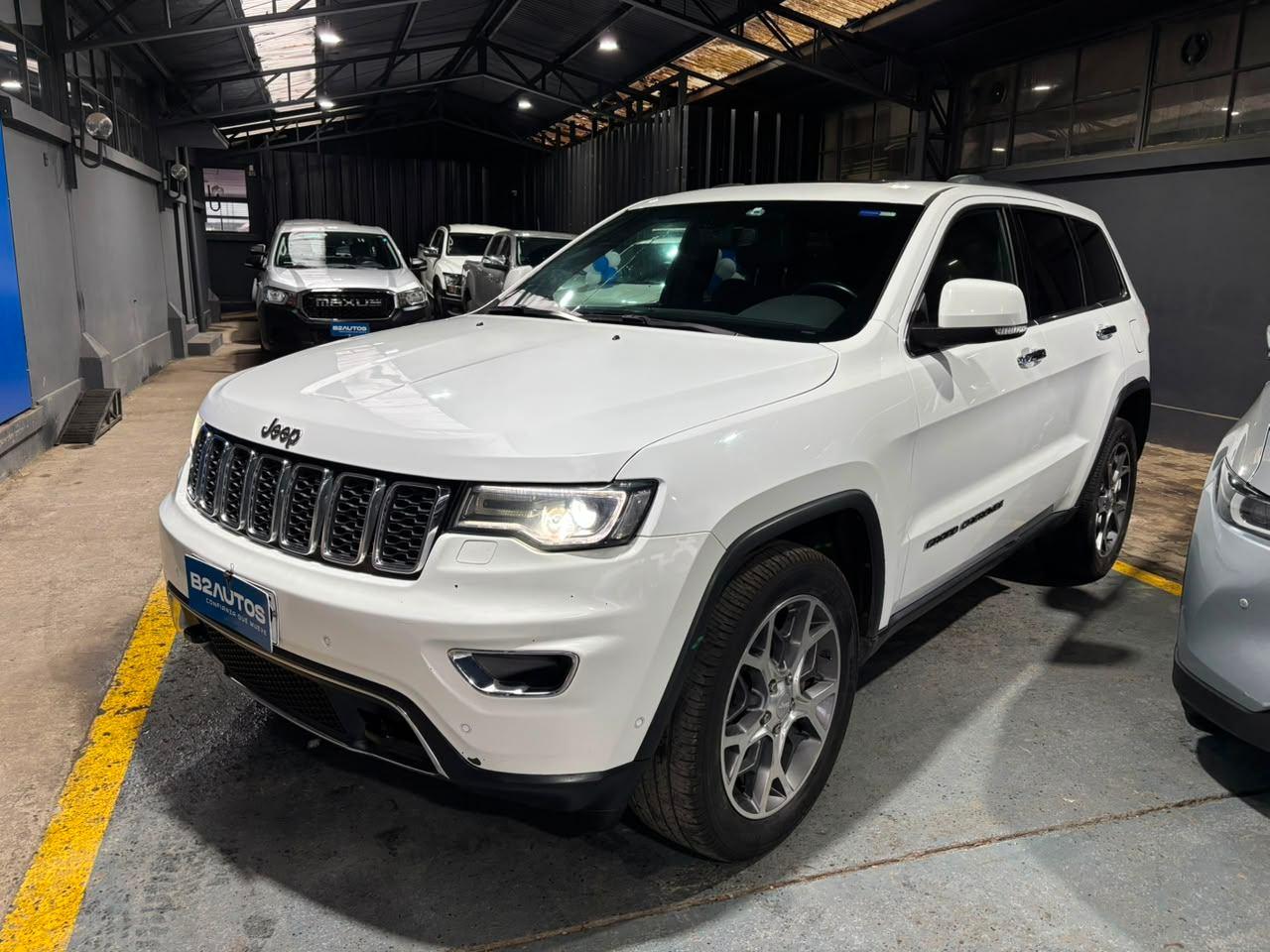 Jeep GRAND CHEROKEE  2021