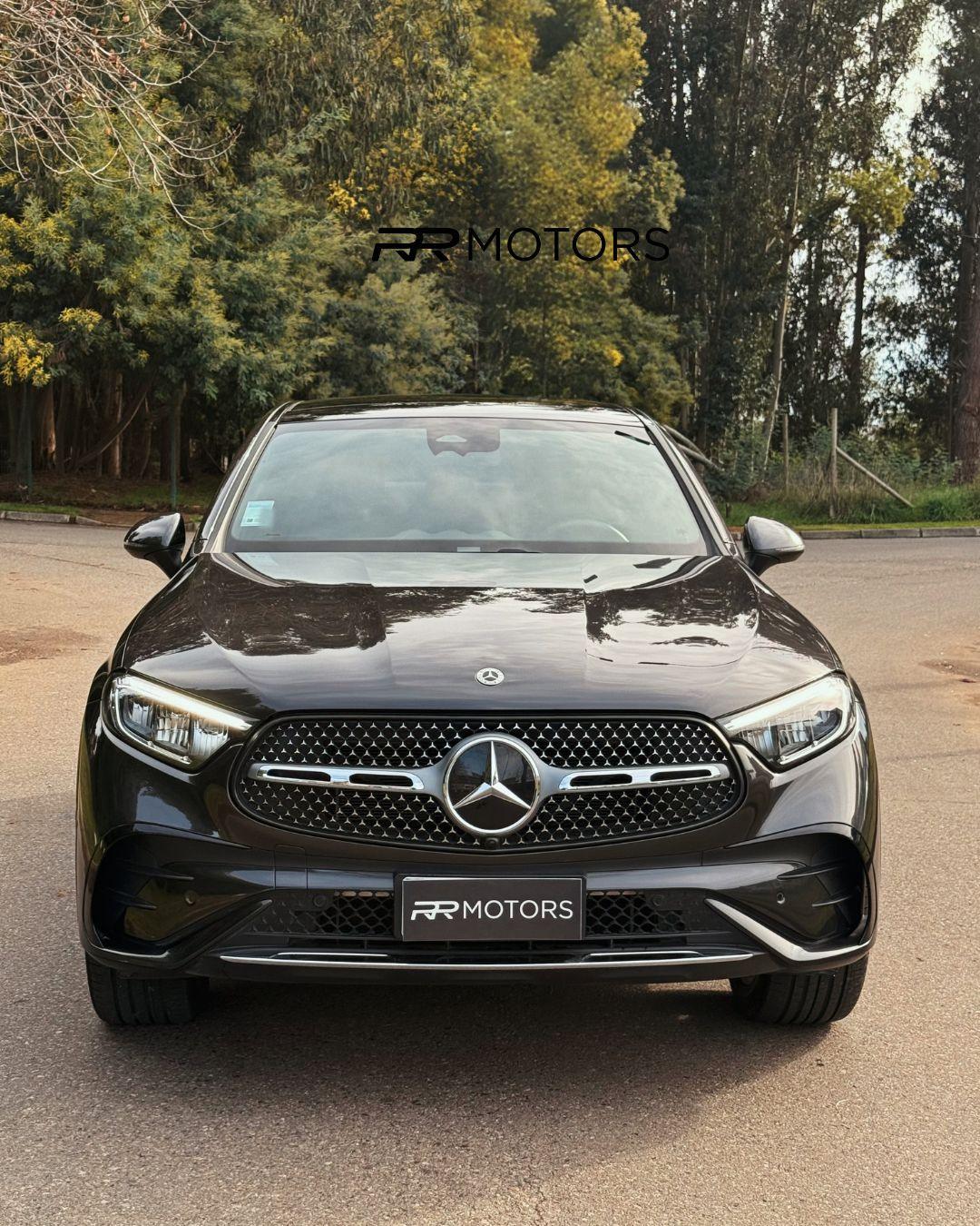 MERCEDES BENZ GLC220 2024