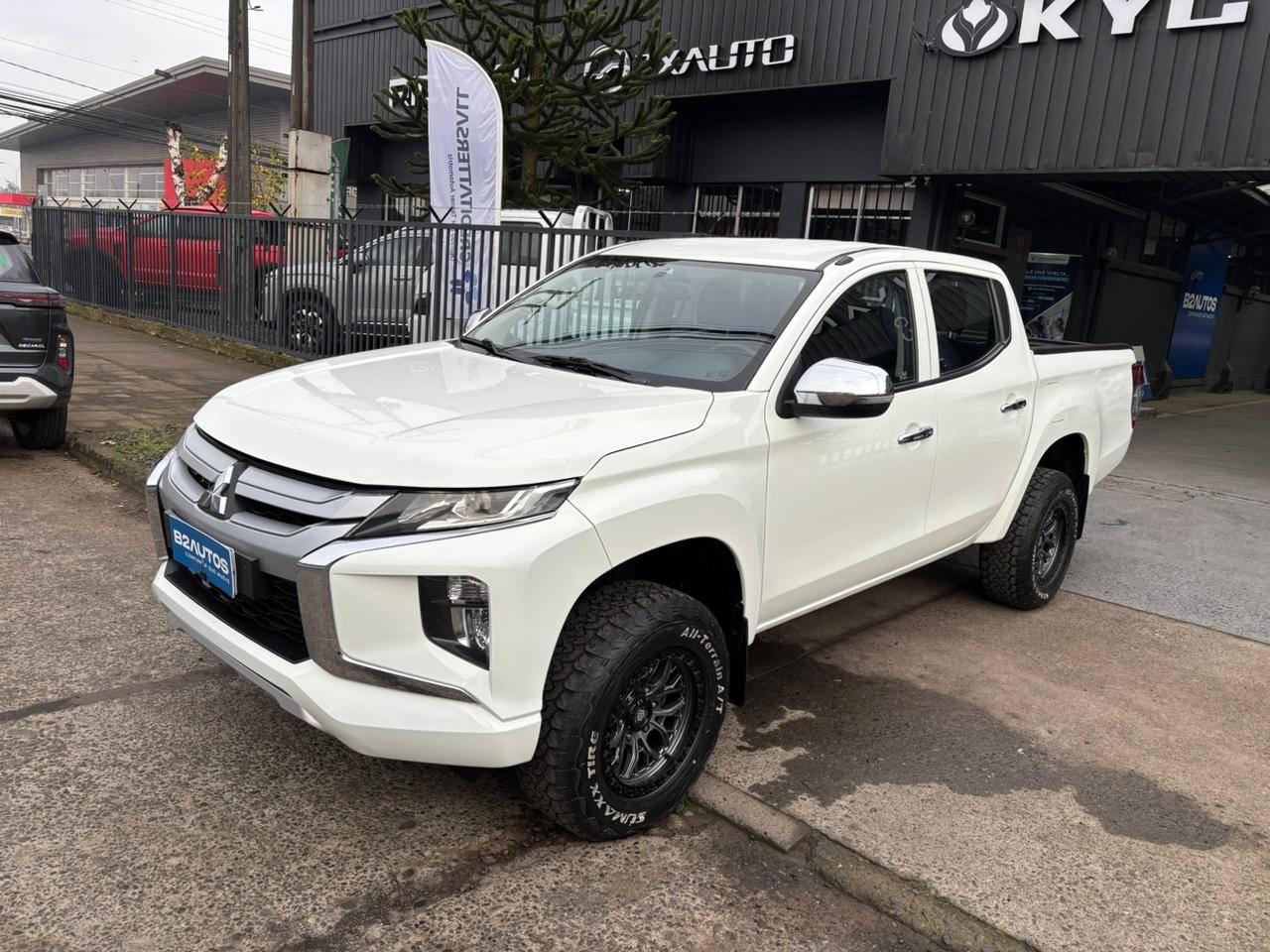 MITSUBISHI L200 2022