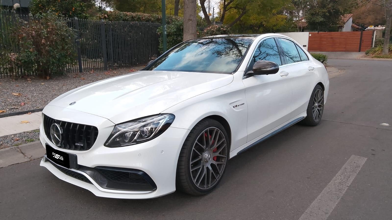 MERCEDES BENZ C63 AMG 4.0 2019
