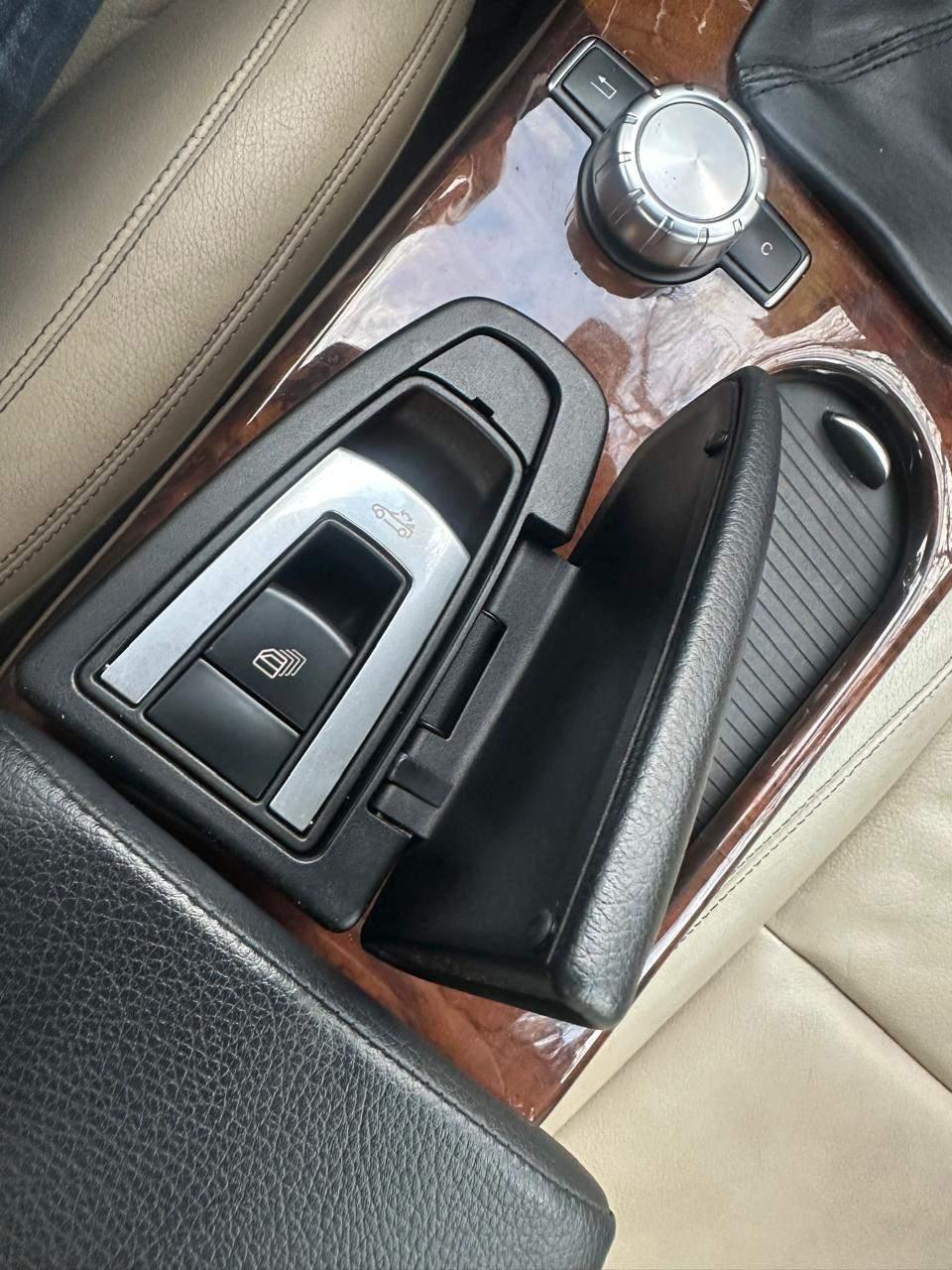 large car
