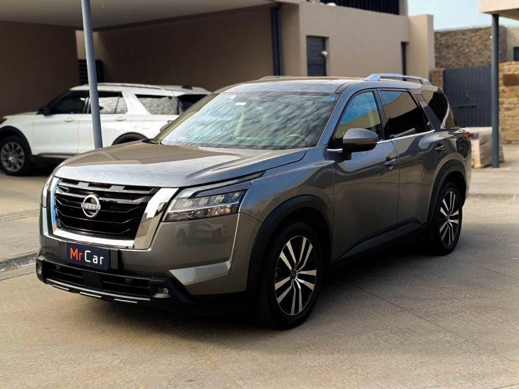 Nissan Pathfinder 2023