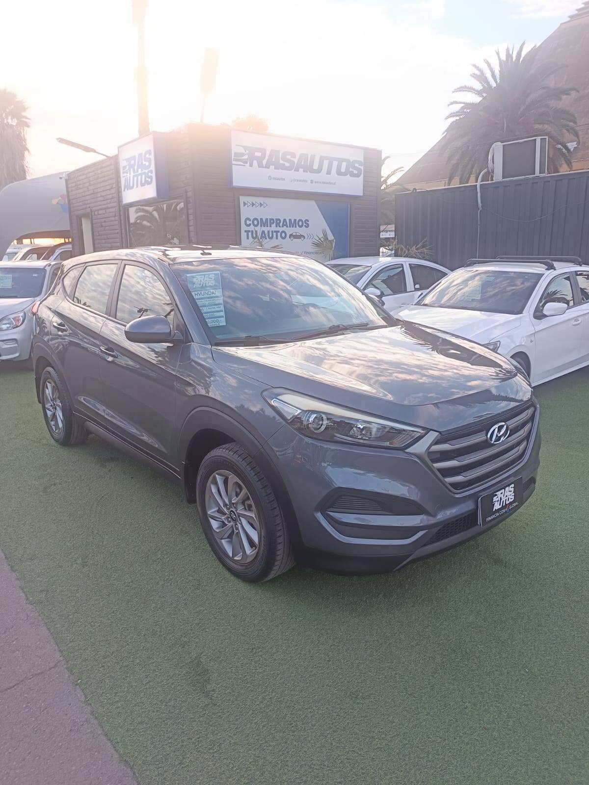 HYUNDAI TUCSON GL  2AB ABS MT 2.0 2016