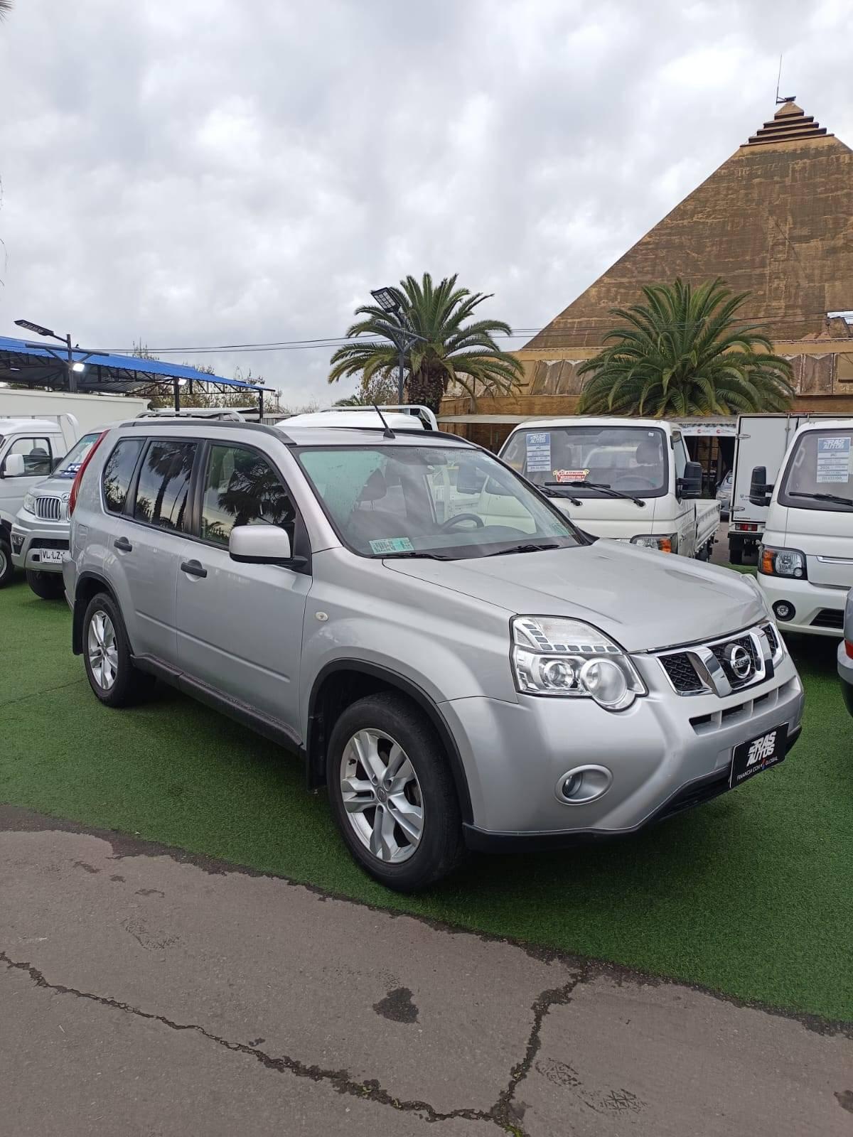 NISSAN X-TRAIL 2014