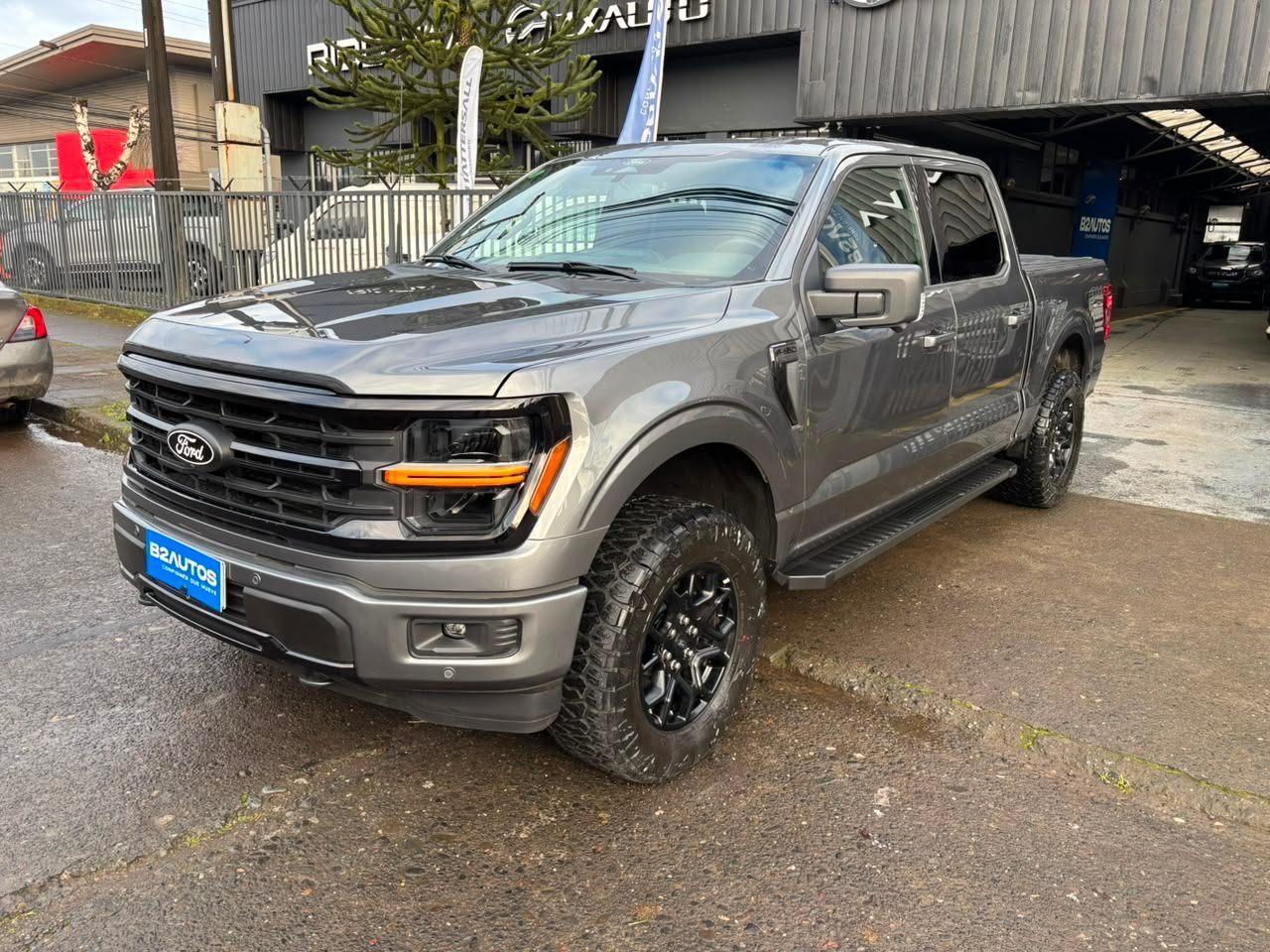 FORD  F-150 XLT  2026