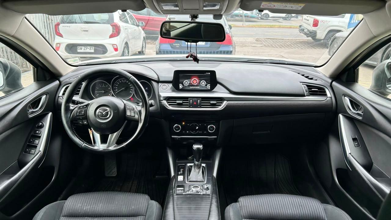 Mazda 6 — foto 9 de 24