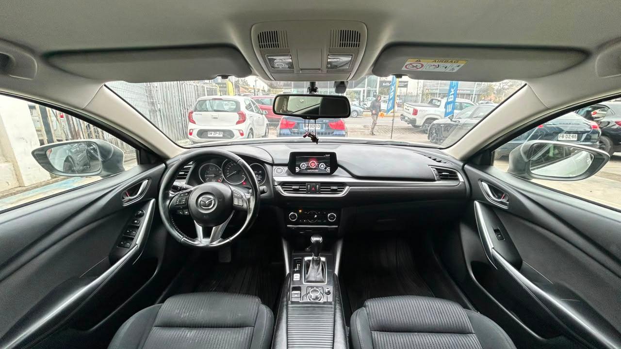 Mazda 6 — foto 8 de 24