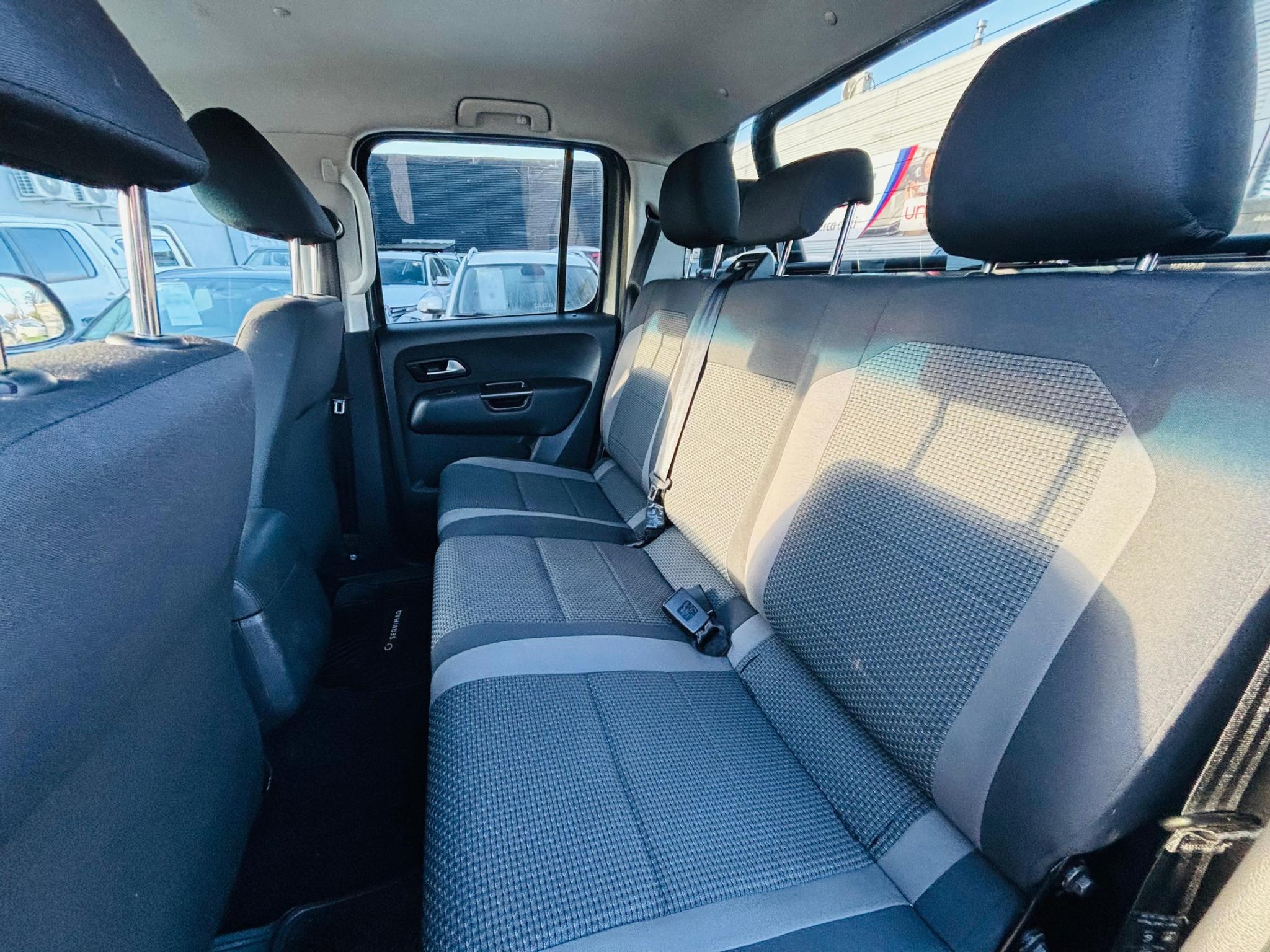 Volkswagen Amarok — foto 15 de 18
