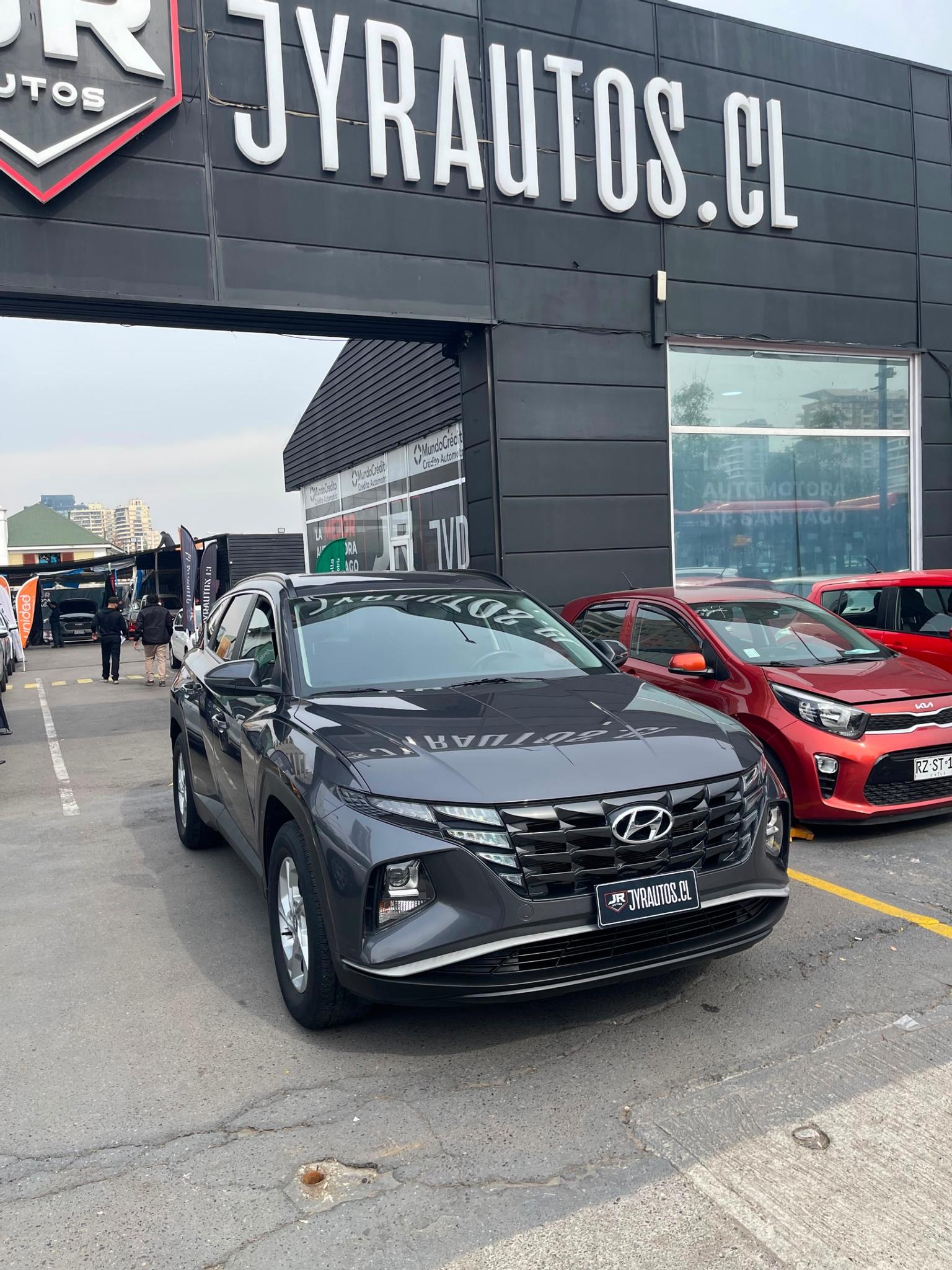 HYUNDAI TUCSON