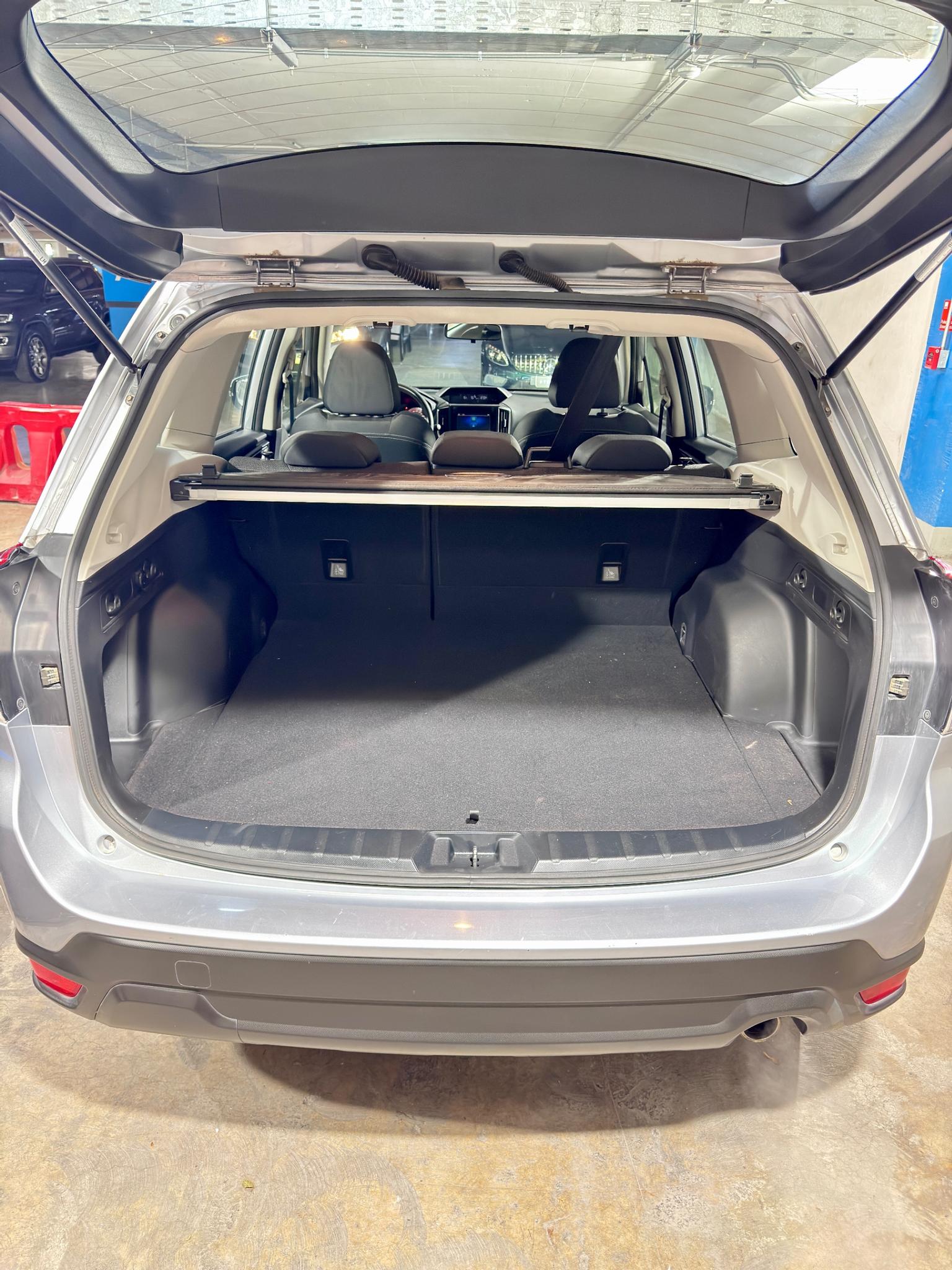 SUBARU FORESTER 2023 2.0 AT Plata / Plateado — Tecfin