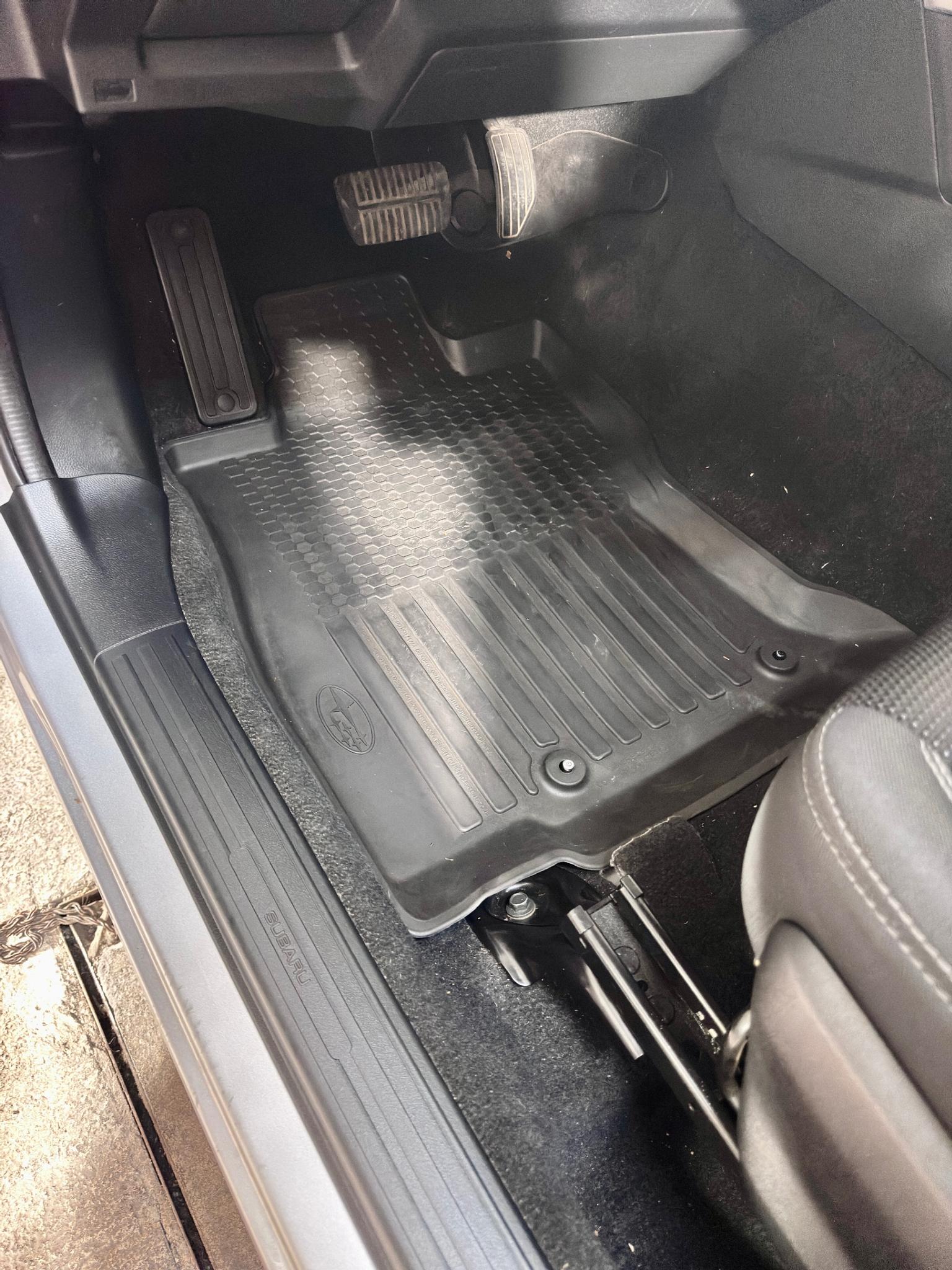 SUBARU FORESTER 2023 2.0 AT Plata / Plateado — Tecfin