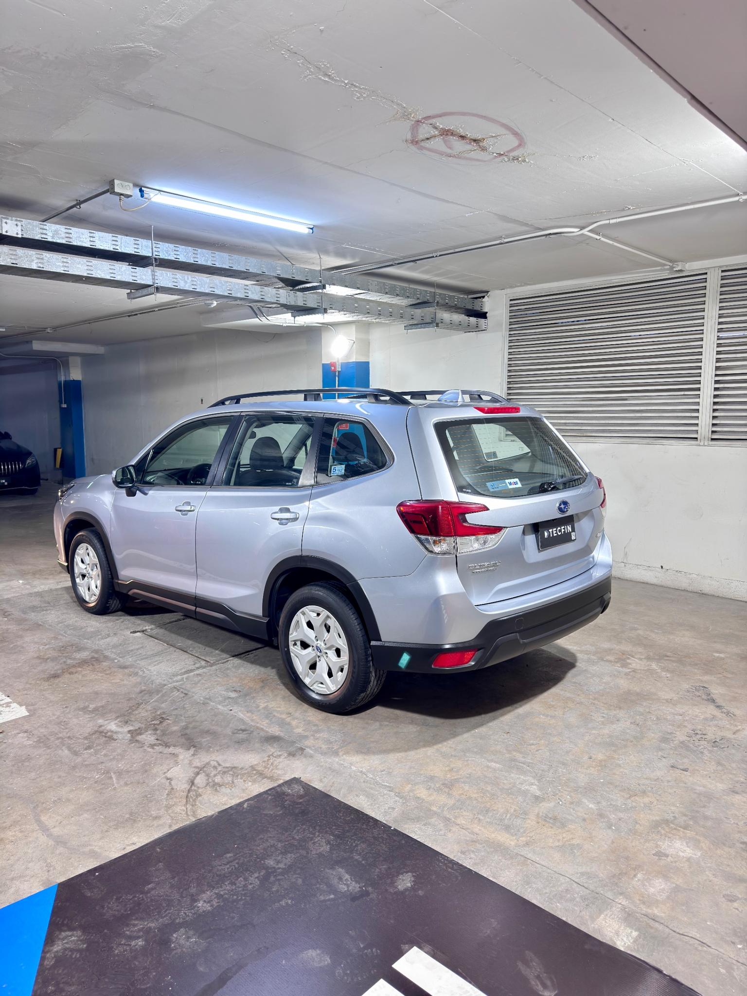 SUBARU FORESTER 2023 2.0 AT Plata / Plateado — Tecfin
