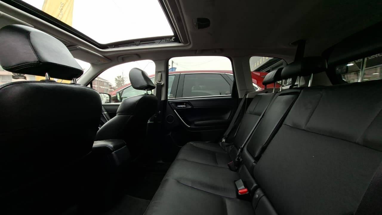 Subaru Forester — foto 7 de 20