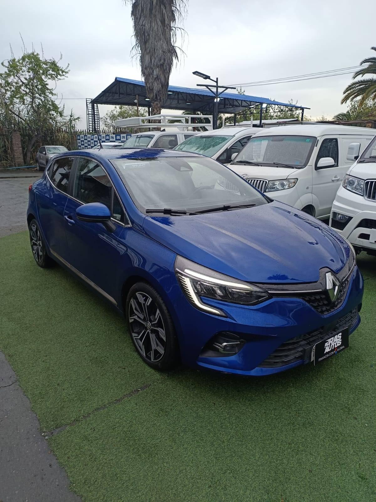 RENAULT CLIO 2022